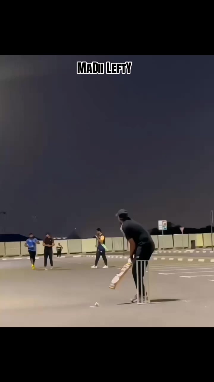 @️MaDiiii 🖤🇦🇪✨