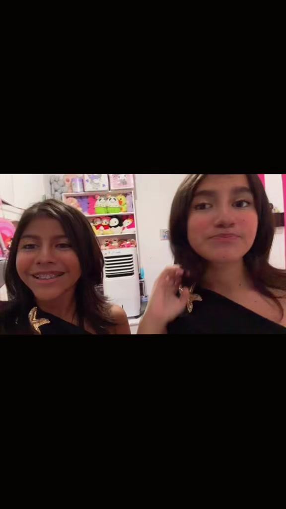 @April & Mia🌺🌸/TWINS