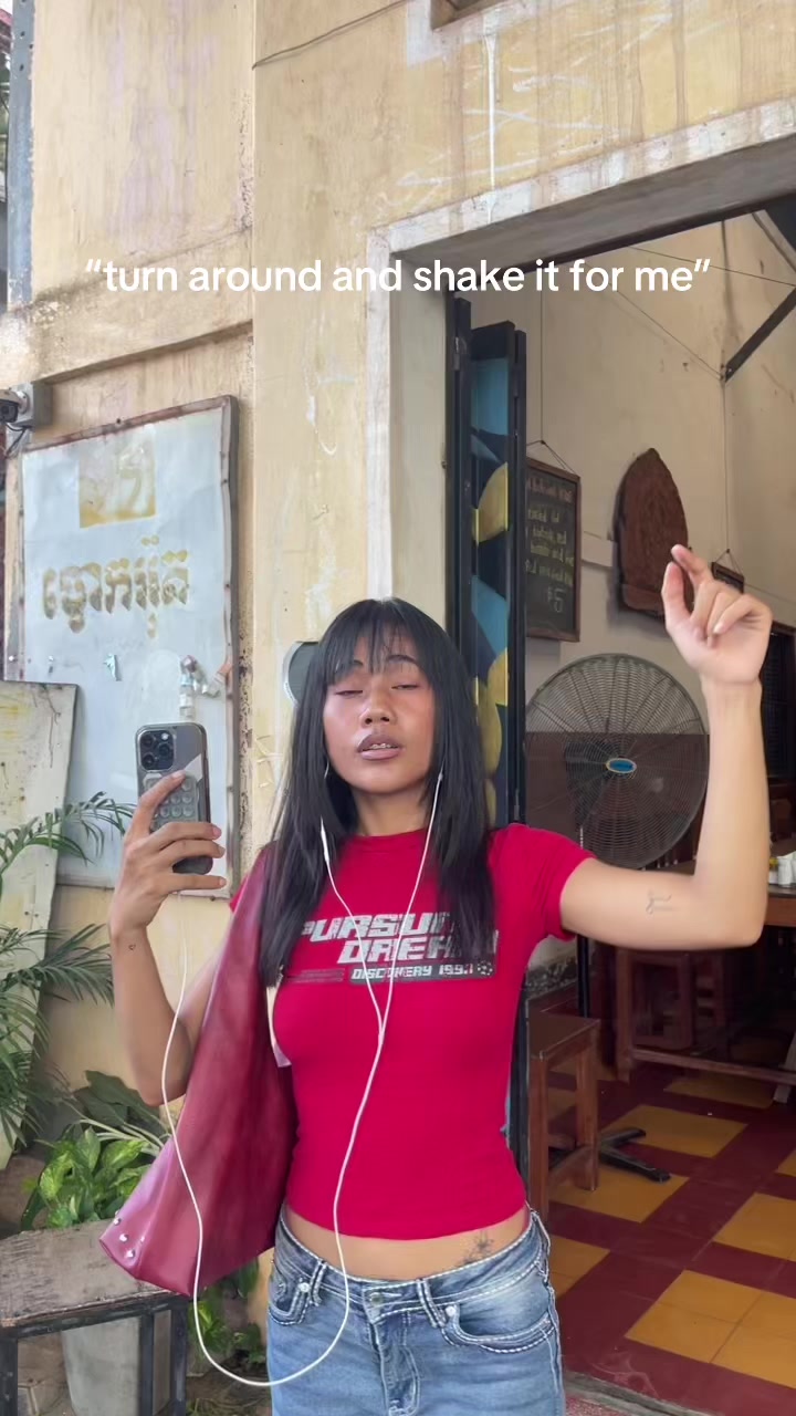 @ᴹⁱᵃ