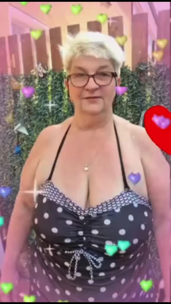 @monilove