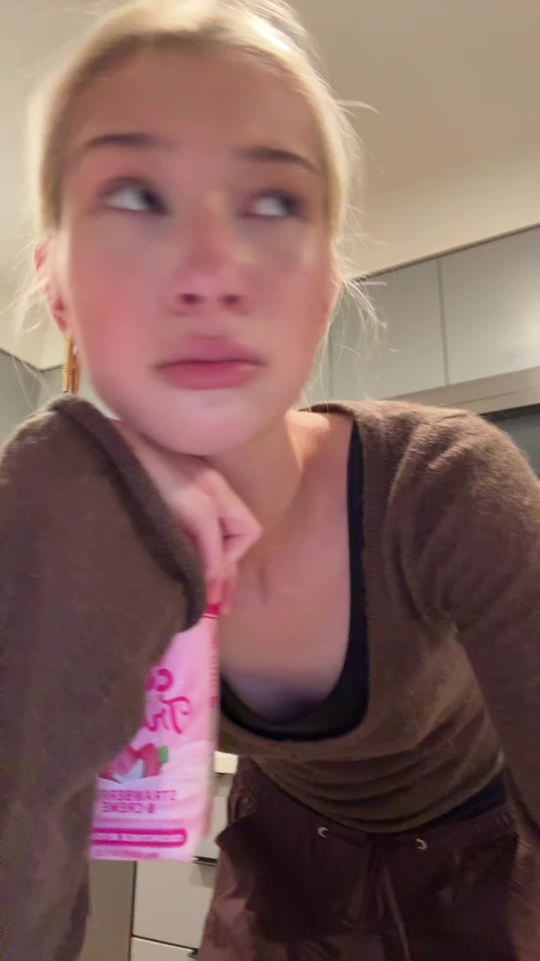 @maria