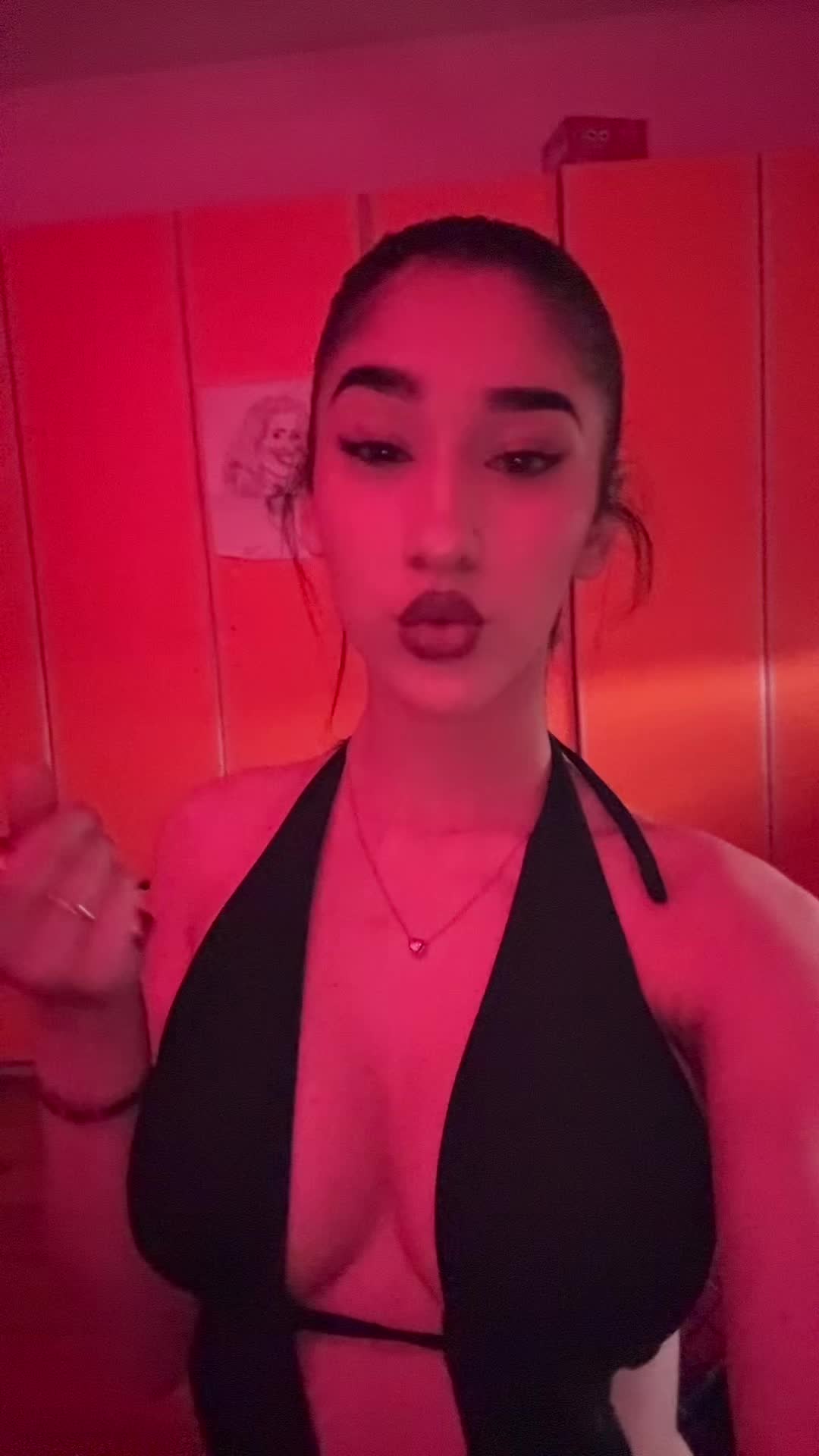 @𝒍𝒊𝒔𝒔𝒂𝒏𝒅𝒓𝒂🍒