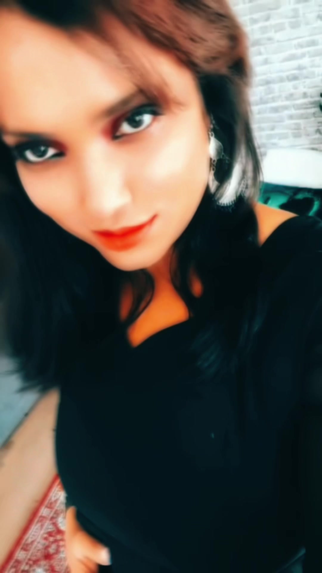 @Julia09