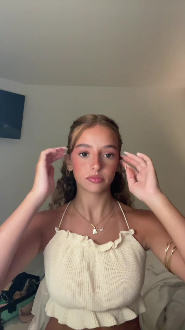 @😽
