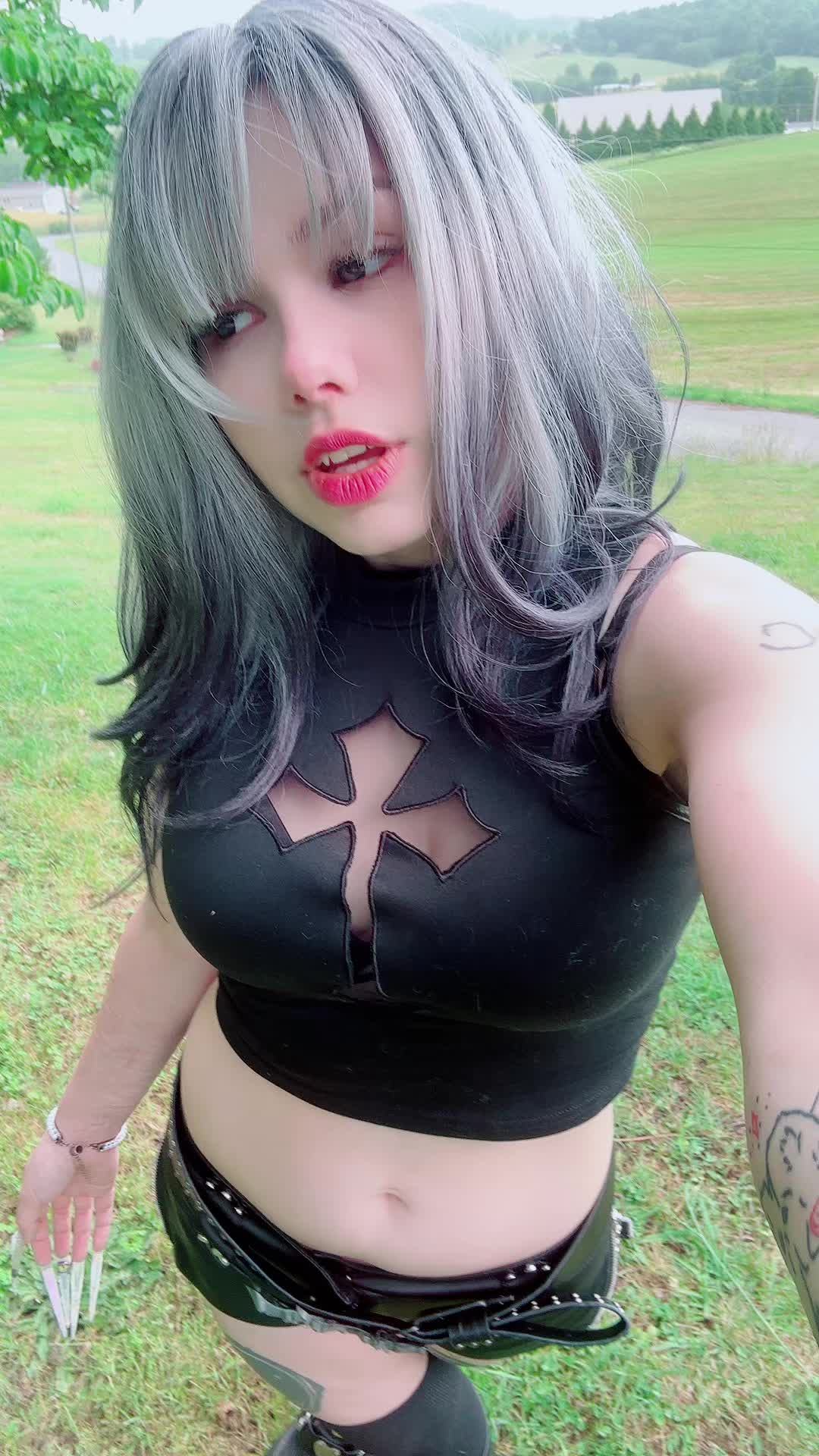 @SkyeOpheliaWarwick