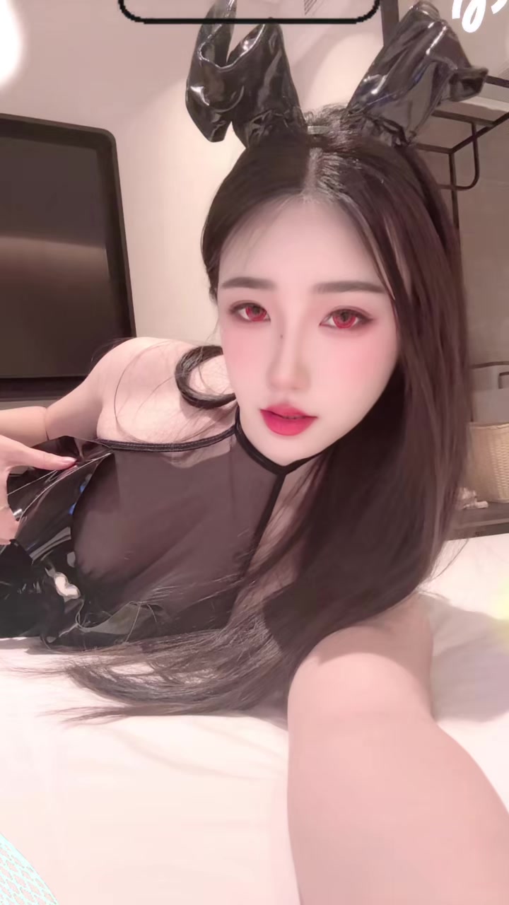 @朵朵女王
