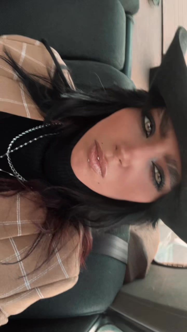@Melina