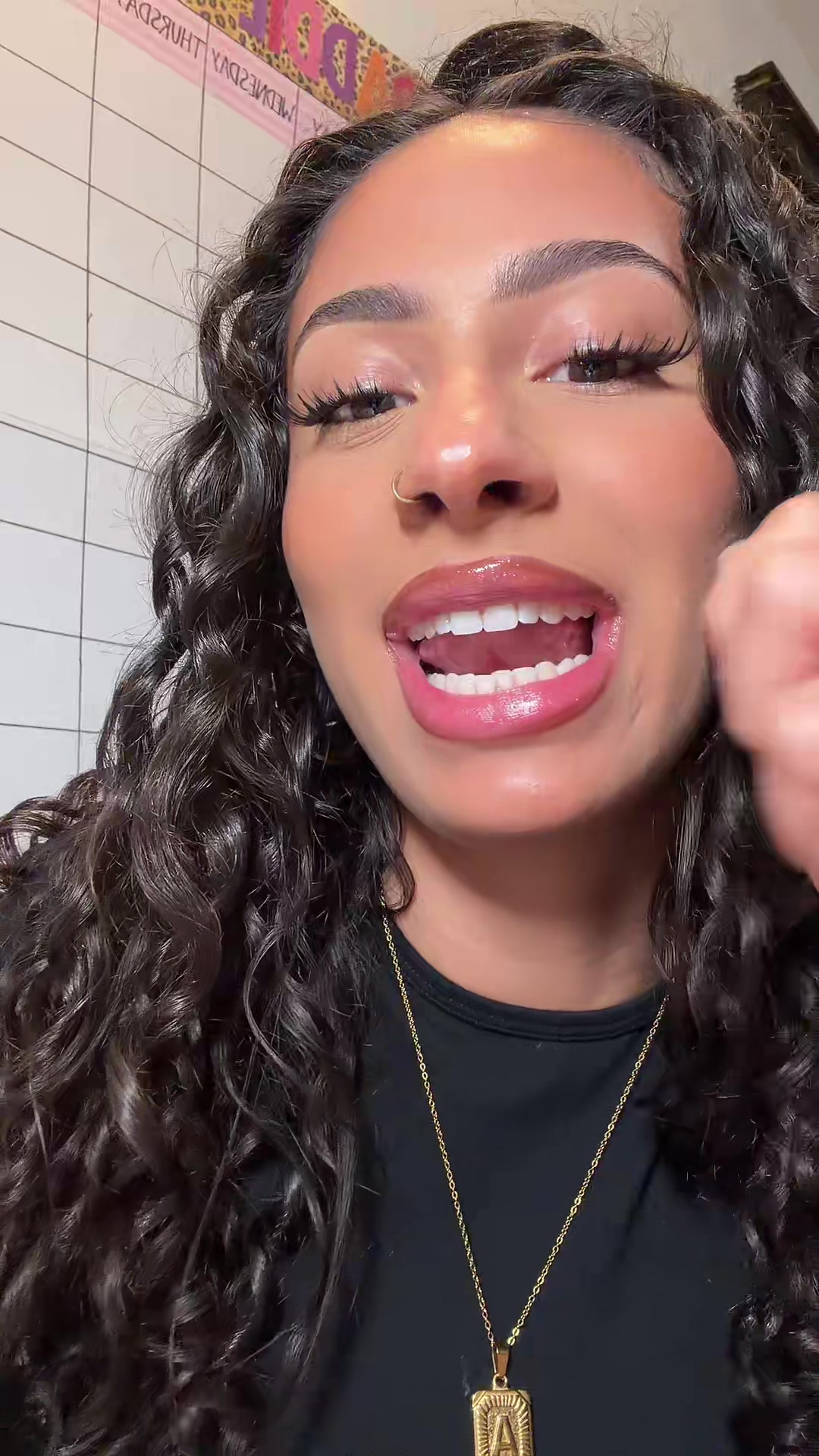 @la