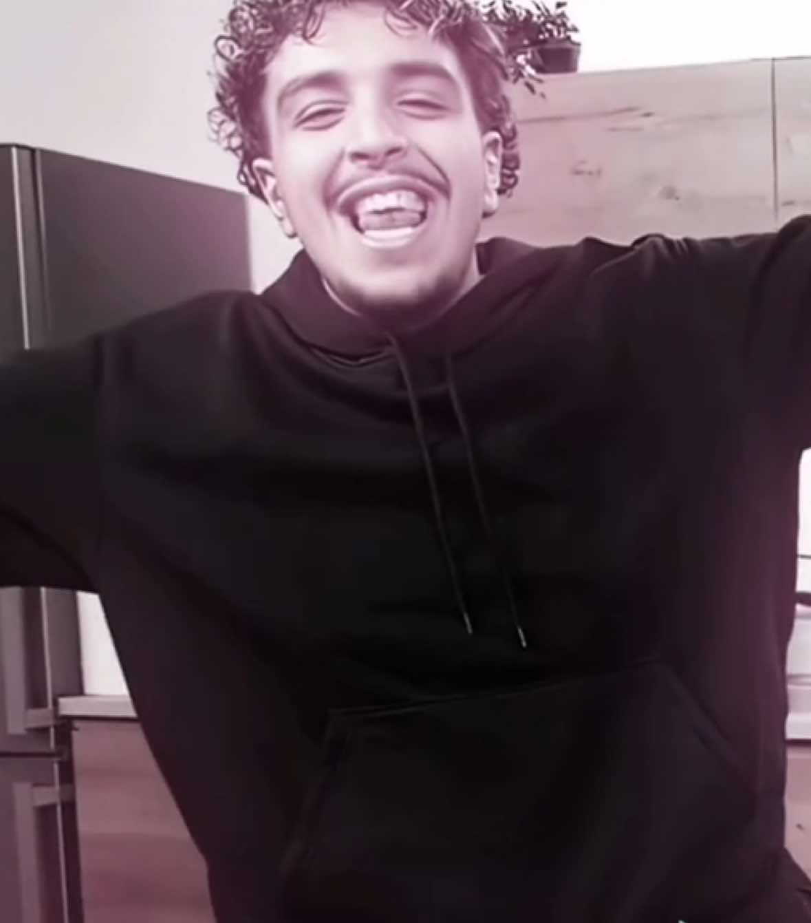 @𝑉𝑎𝑙𝑒𝑛𝑡𝑖𝑛𝑎☆