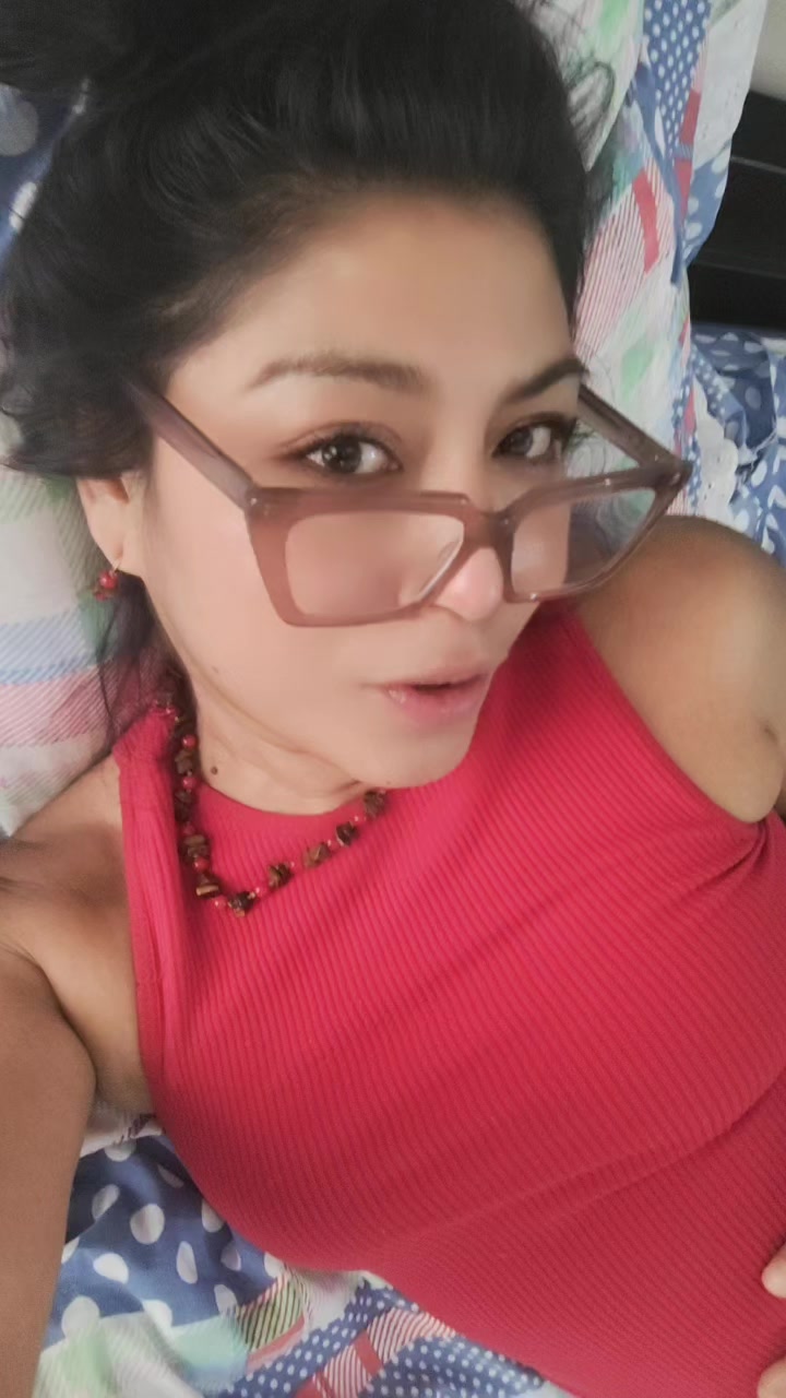 @Angeles Nava