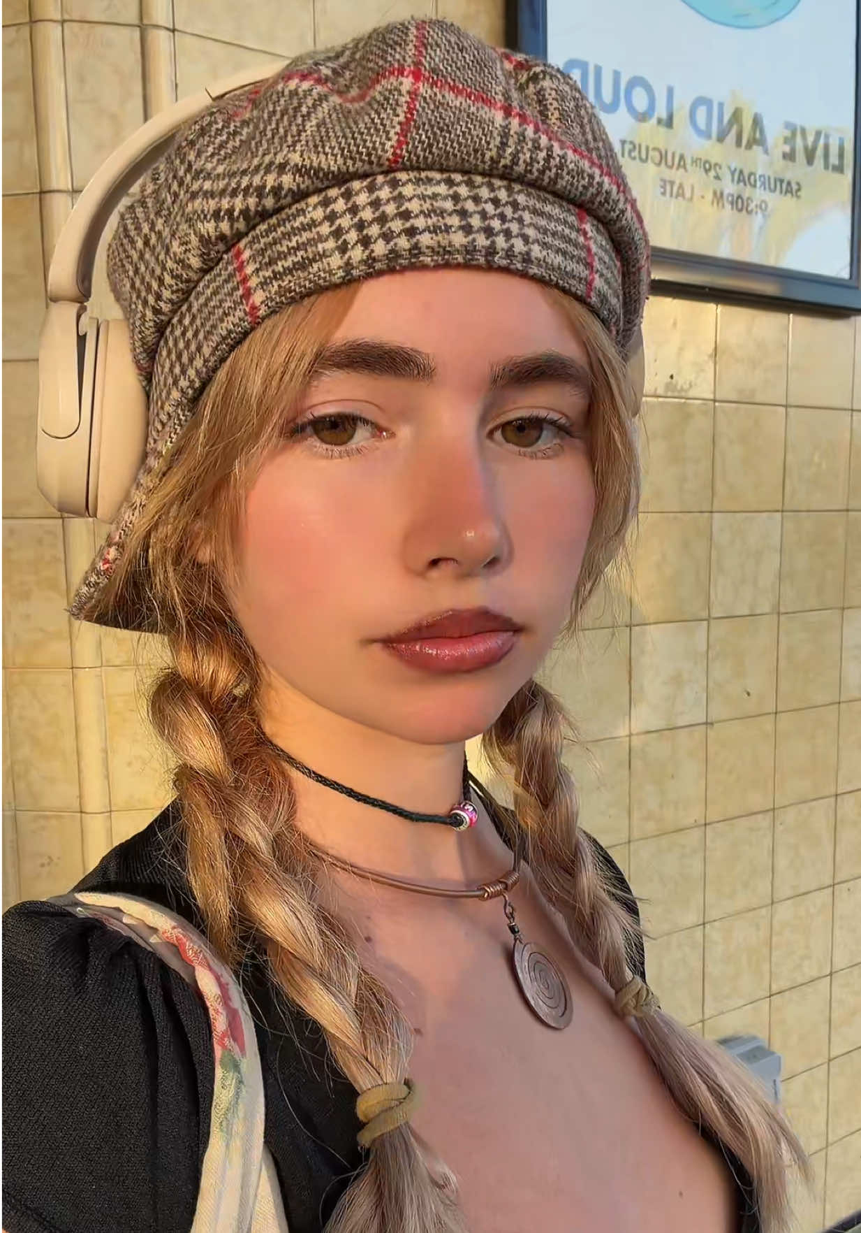 @poppycocofava