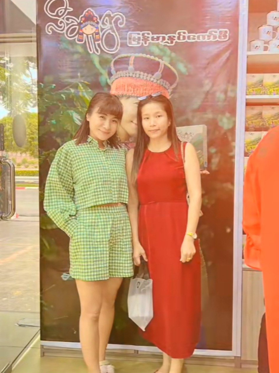 @Thet Jue Jue Paing