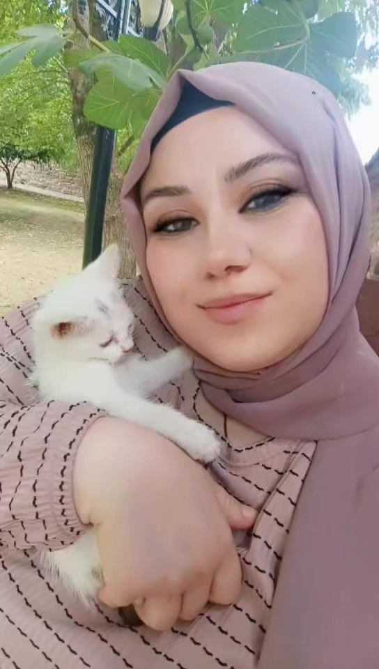 @deryasarı5541