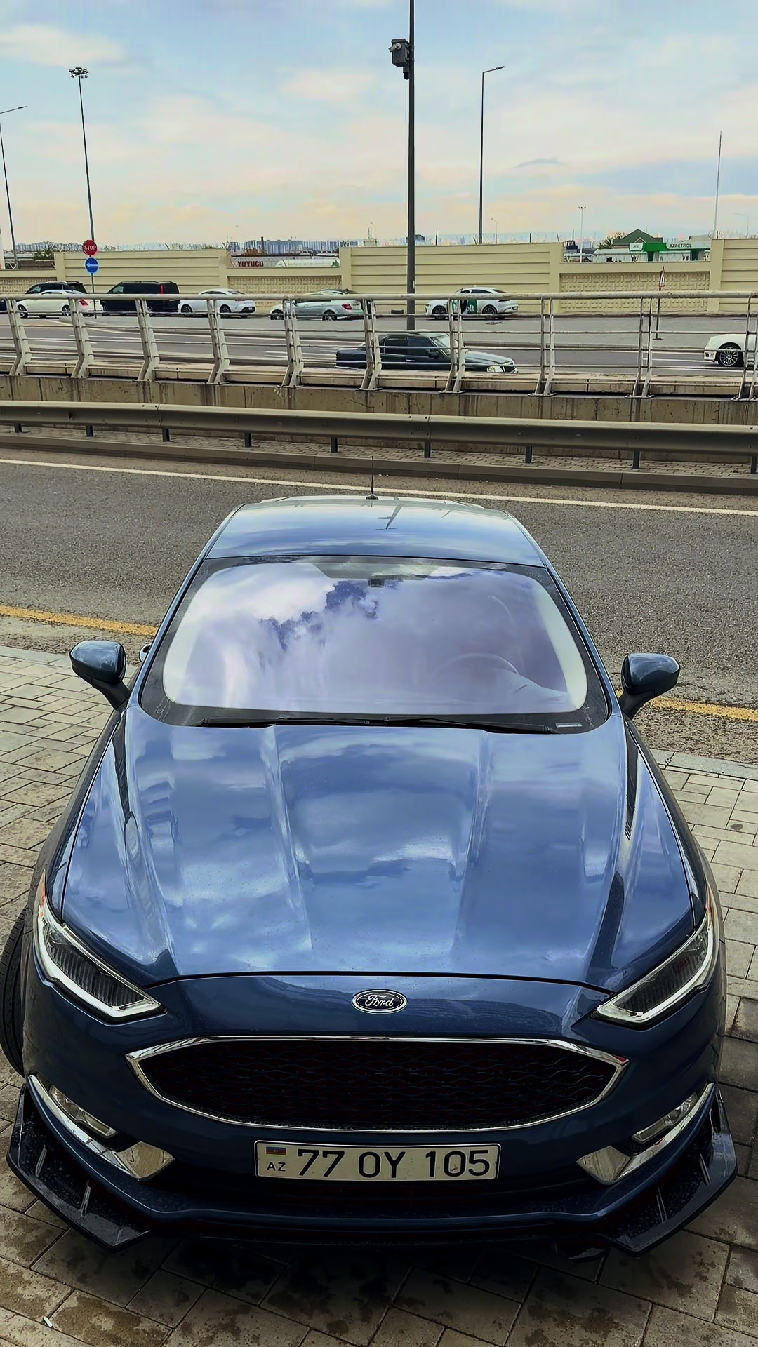@77 OY 105