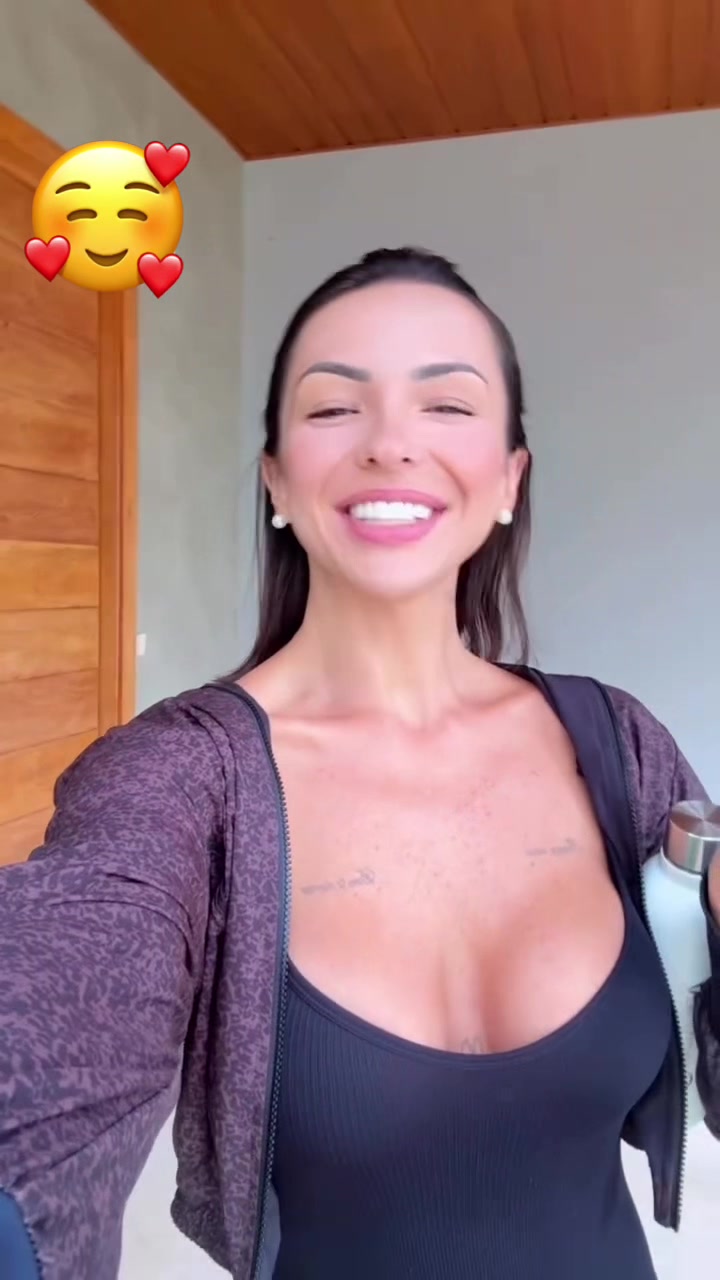 @KAROLROSALINN ✝️