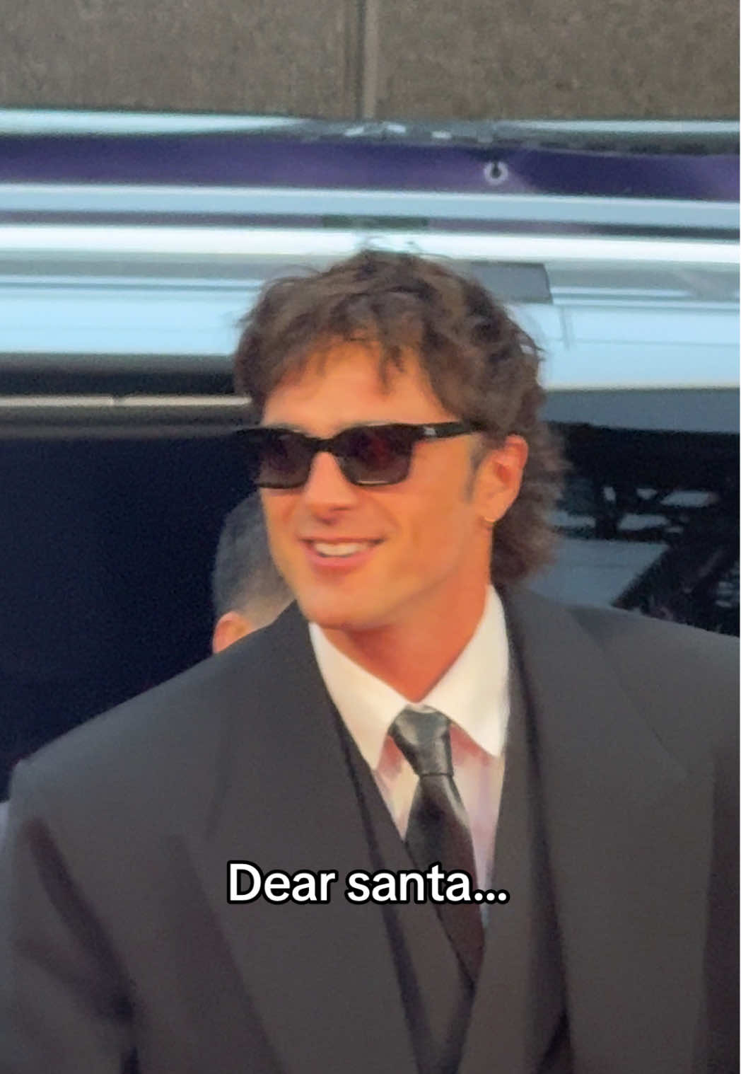 @Ro