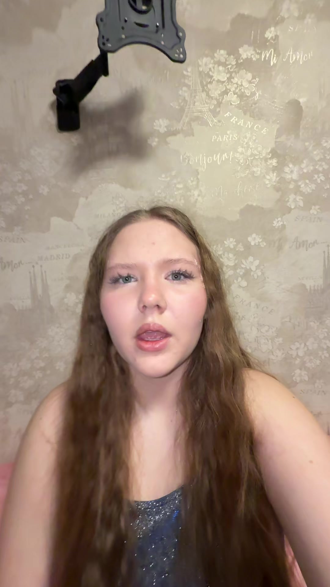 @🎀