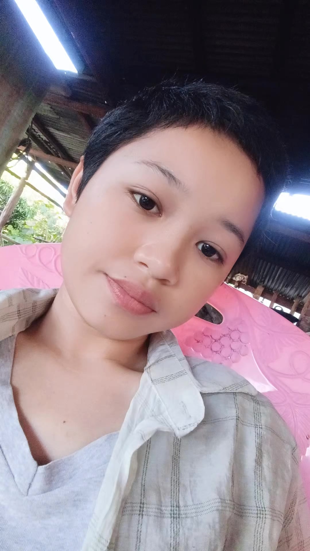 @lotus(မွၵ်ႇမူဝ်)