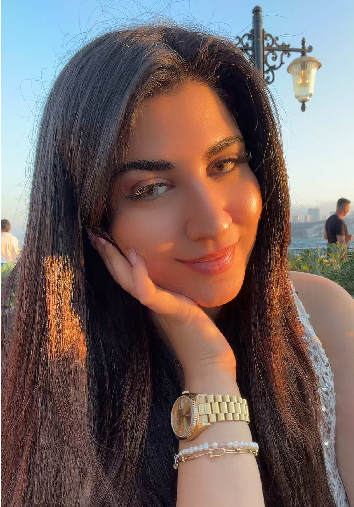 @Elma Hazoury🍿💛