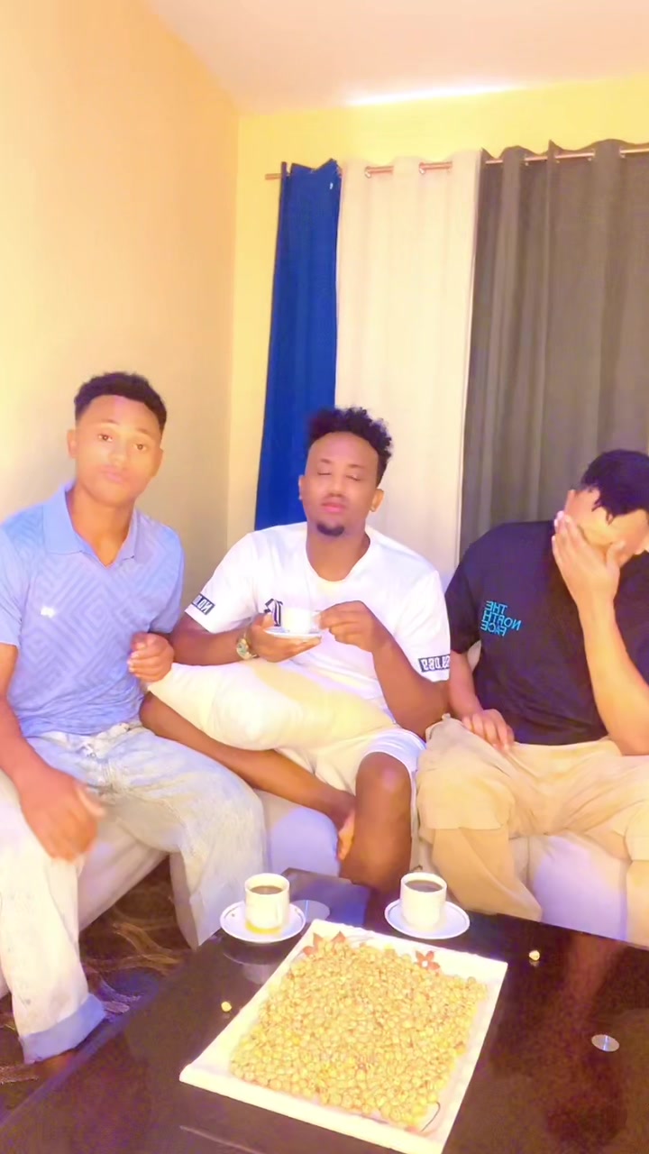 @🖤 ሲያሚሺ 🩶