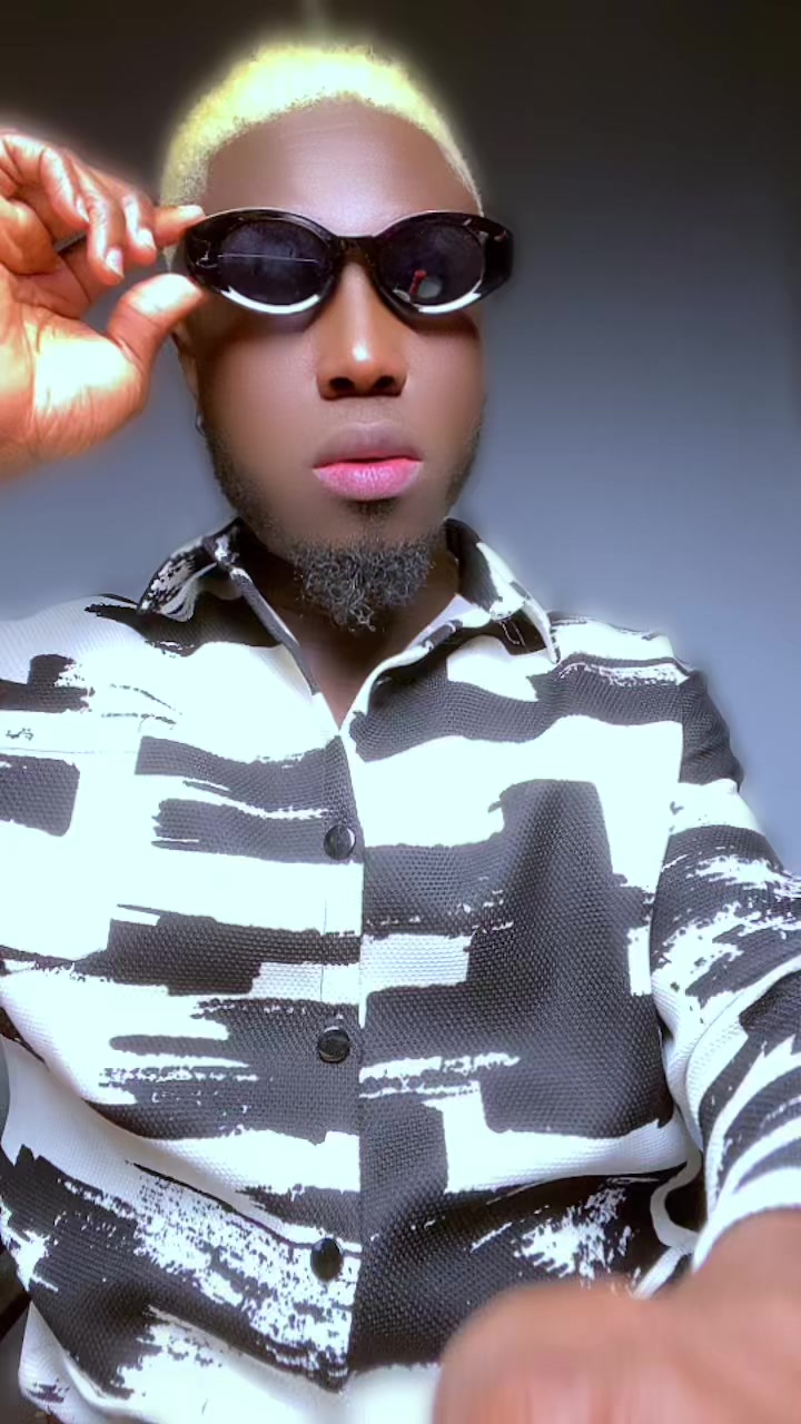@ᎬᏢᏆQᎷᎬNᏃ