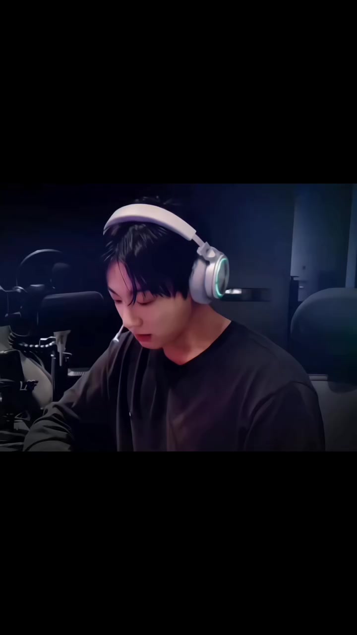@š«§ź°Ņ į¶³įµįµā
ąæįµā·ā¦ā¦āāš