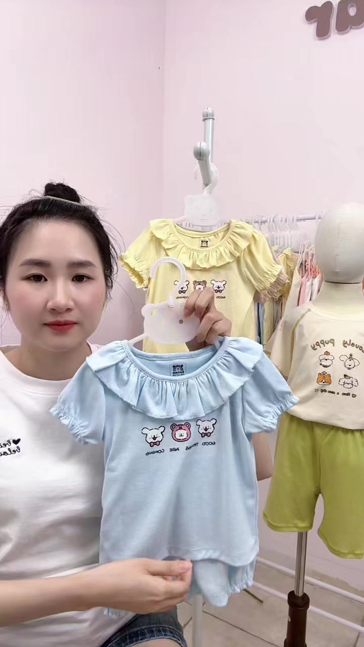 @Em Bear Fashion Kid