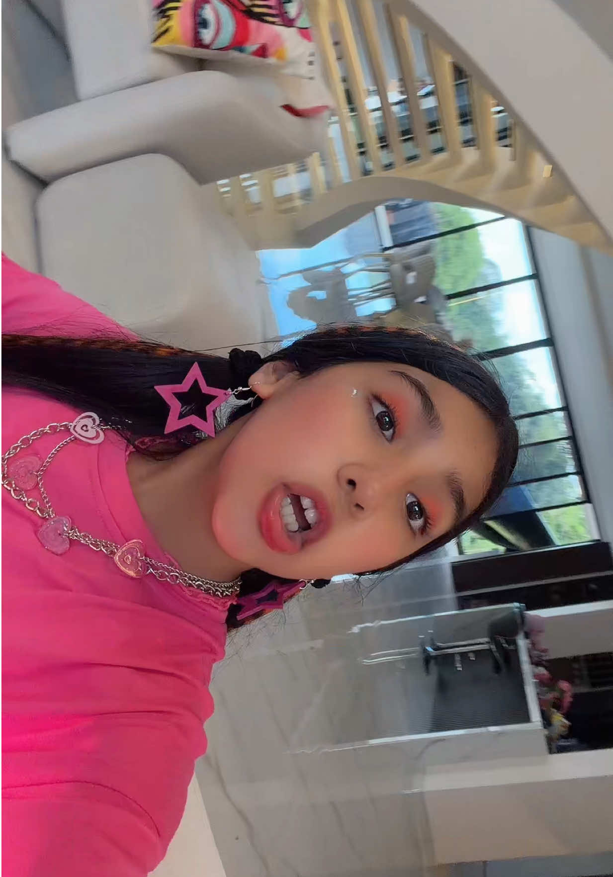 @nela_idols