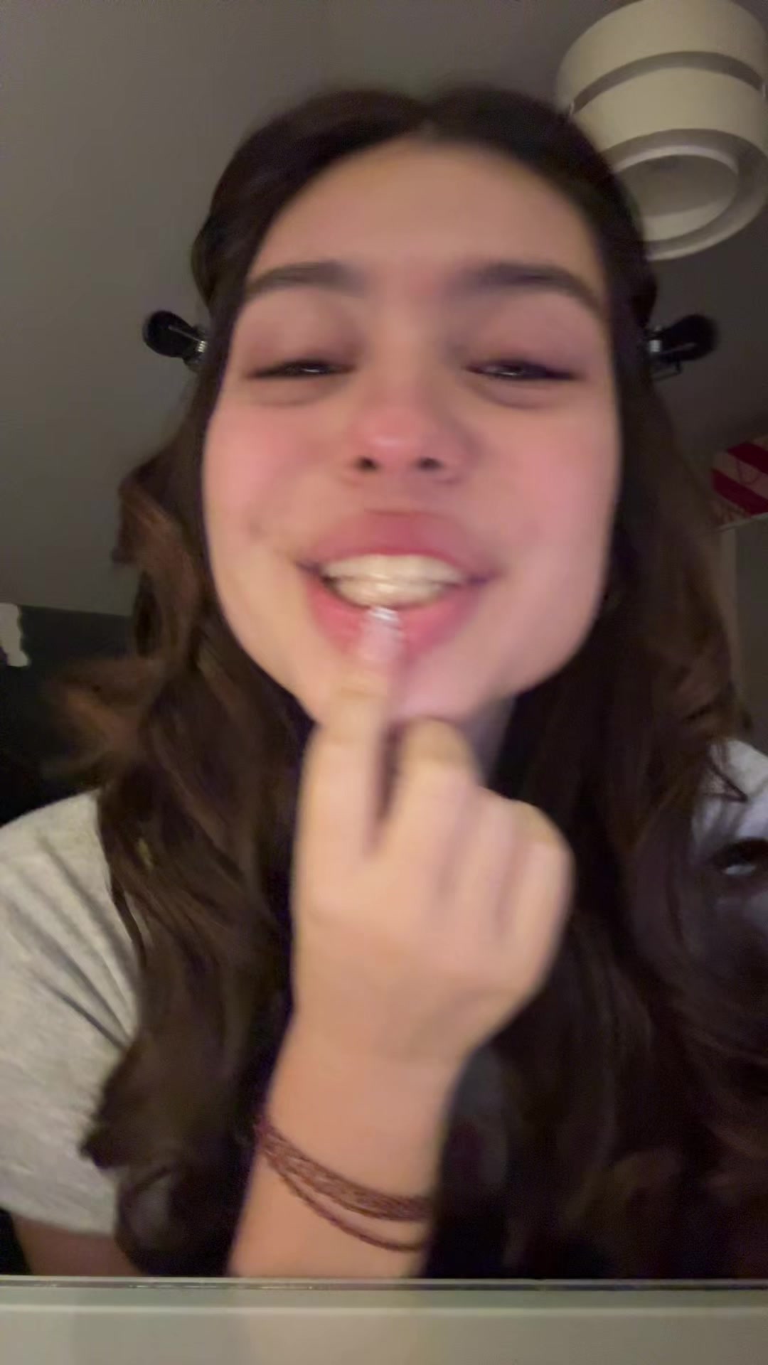 @𝓘si