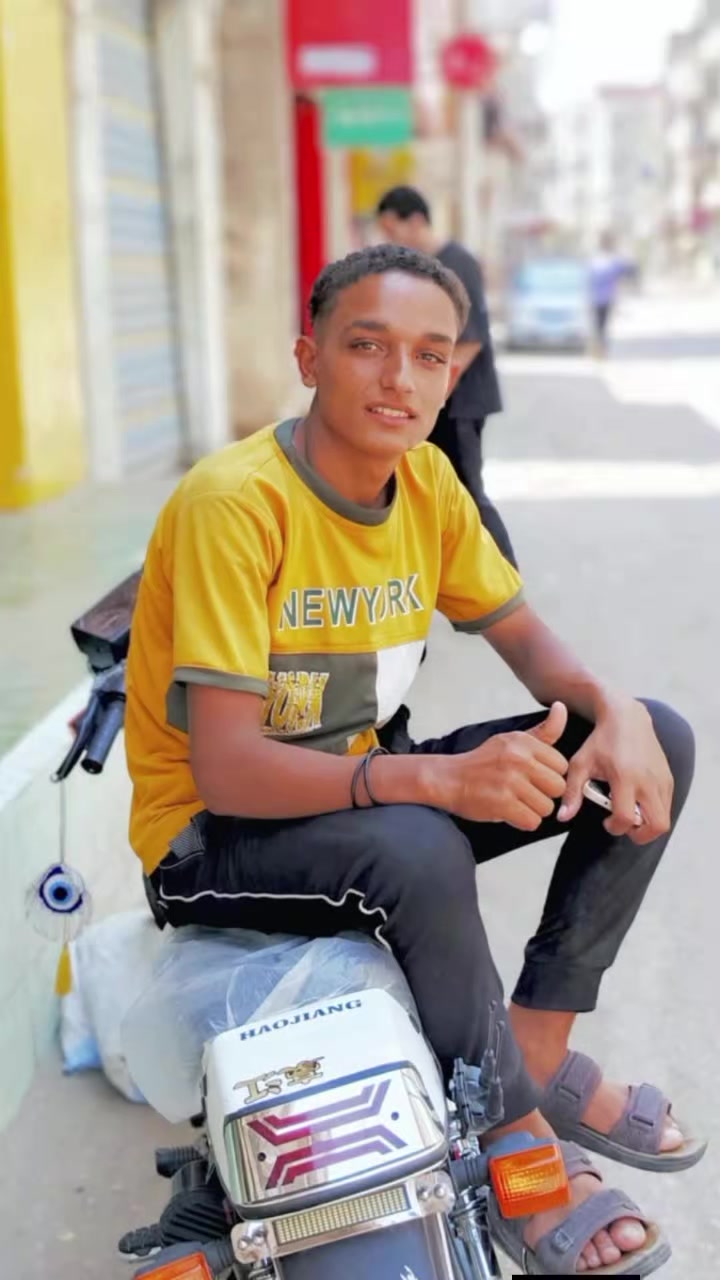 @انت اللي في القلب يا زيتونه 💔