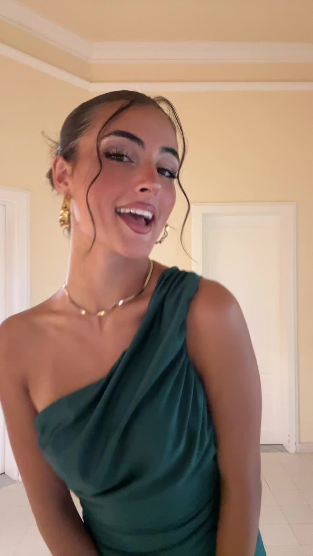 @aleee