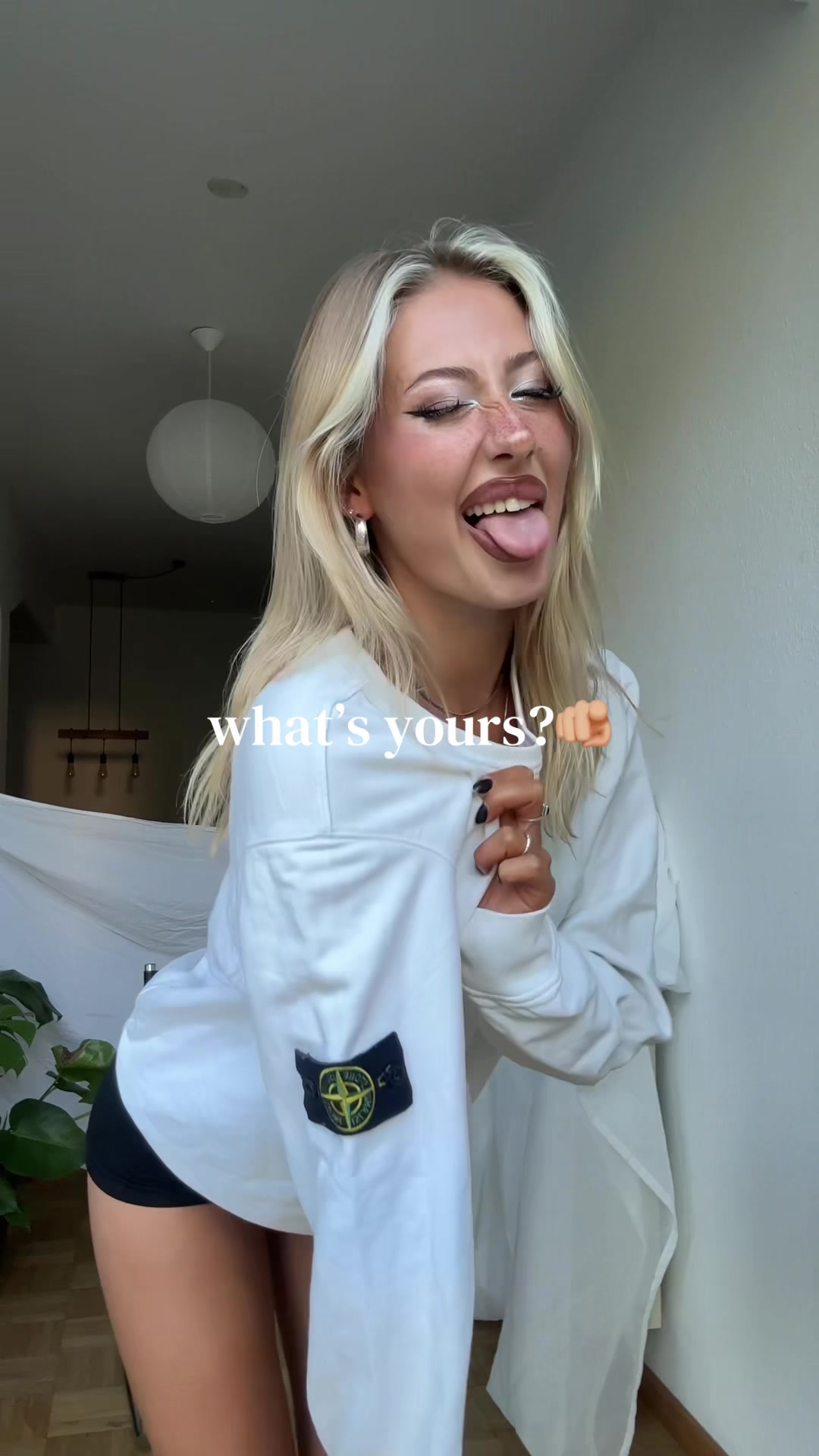 @niwaclothing.com
