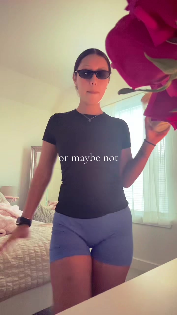 @ally marie🌺