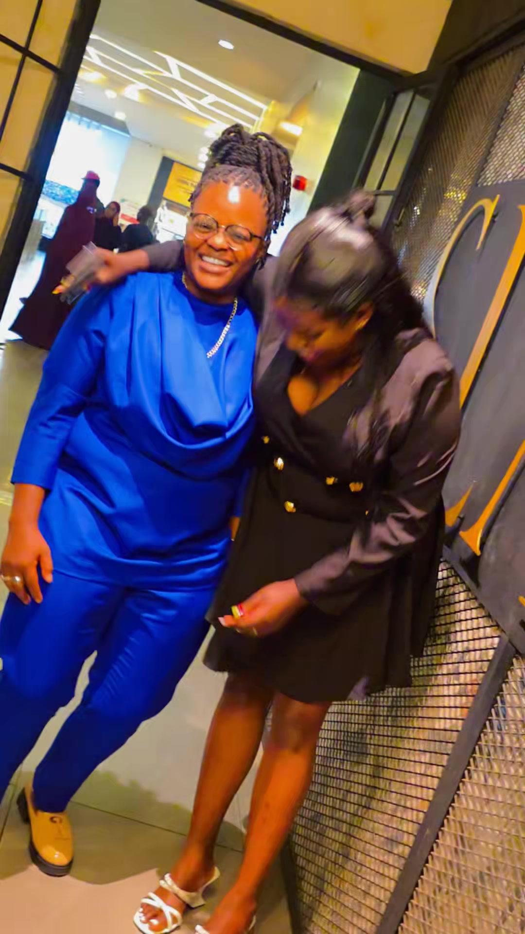 @Doshi quin🇰🇪🏳️🌈