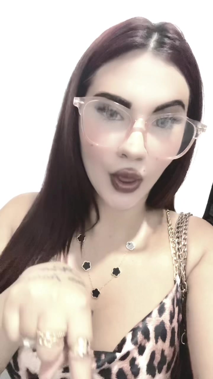 @Mariajoanacavolli