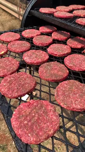 @SomethingSmokedRoadHouse