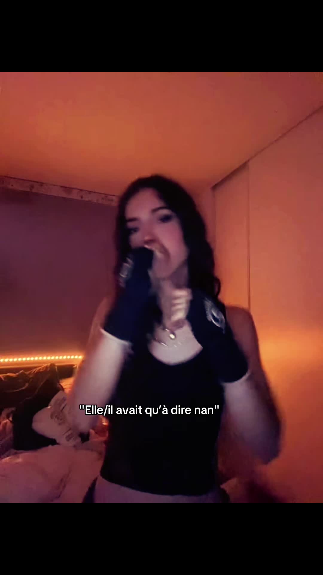@Romy_{69}_