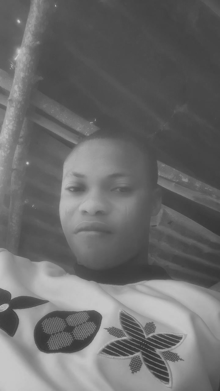 @TAYELOLU EJIRE 001
