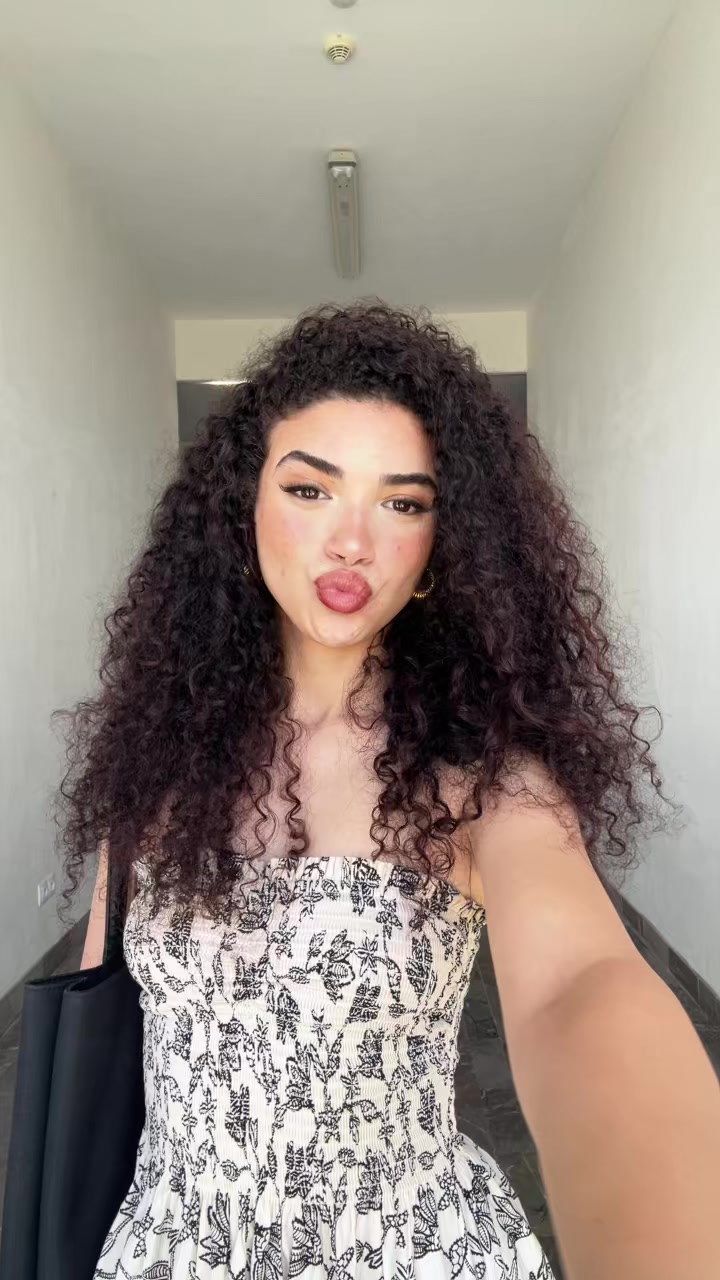 @✨