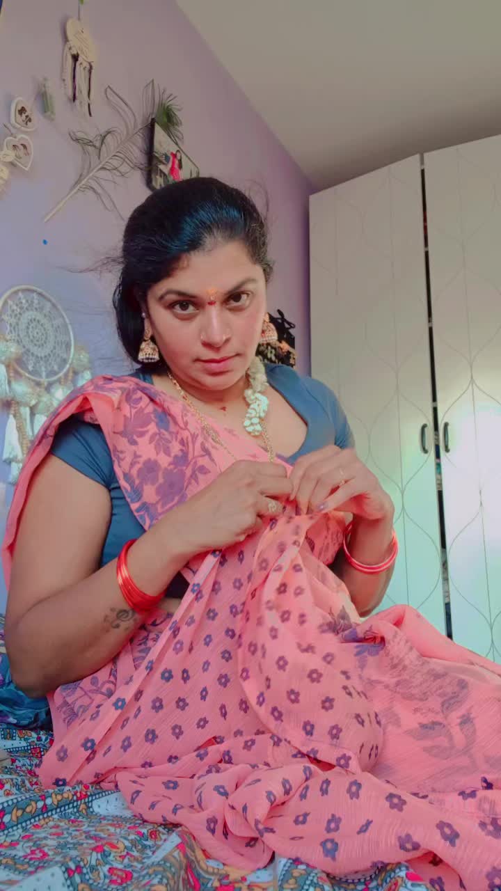 @🌟Priya🌟
