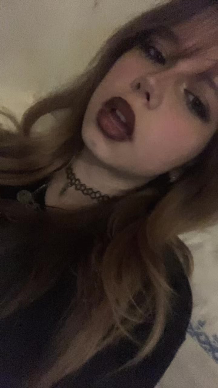 @TH🦇💫