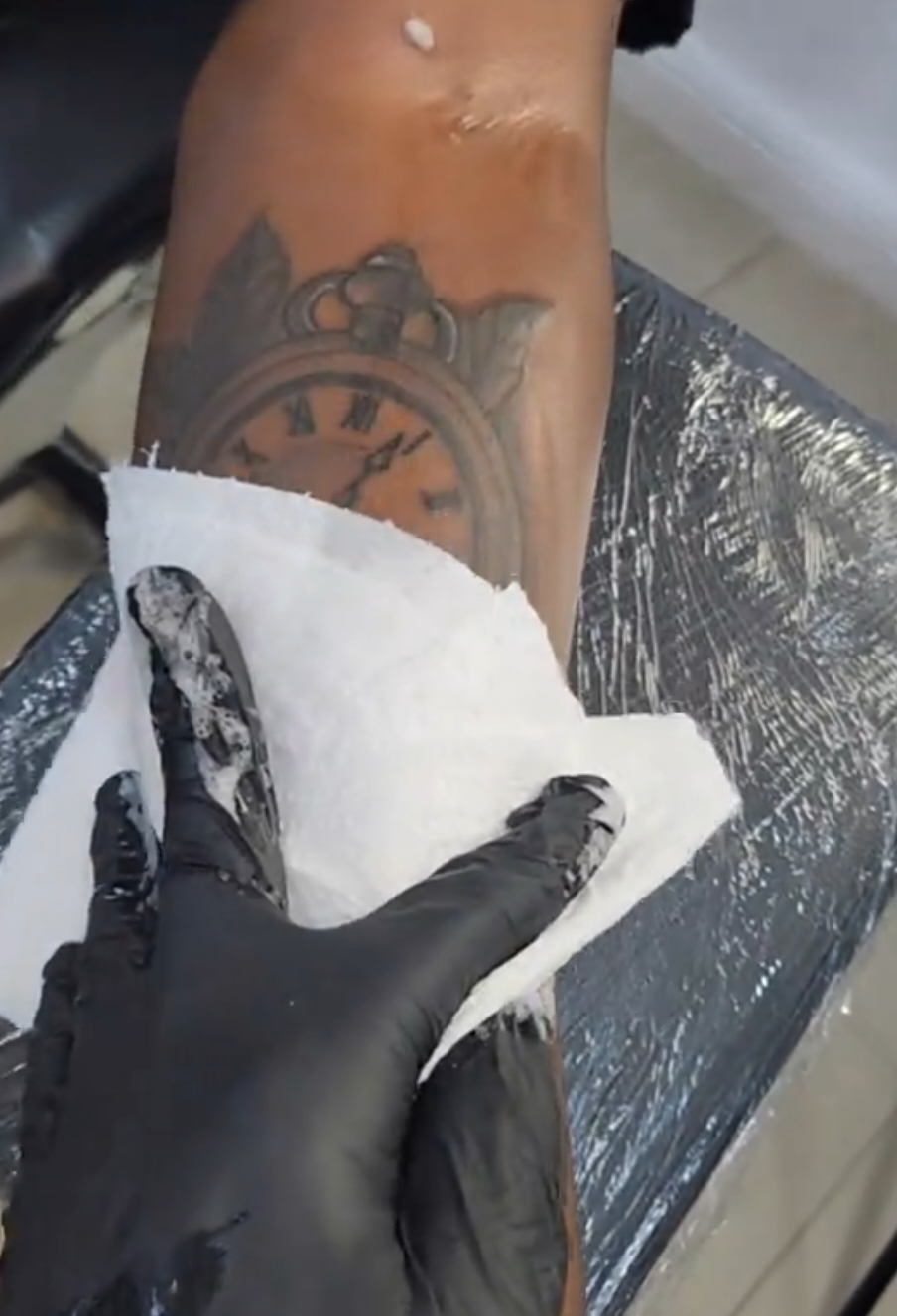 @TATTOOLOCKDOWN