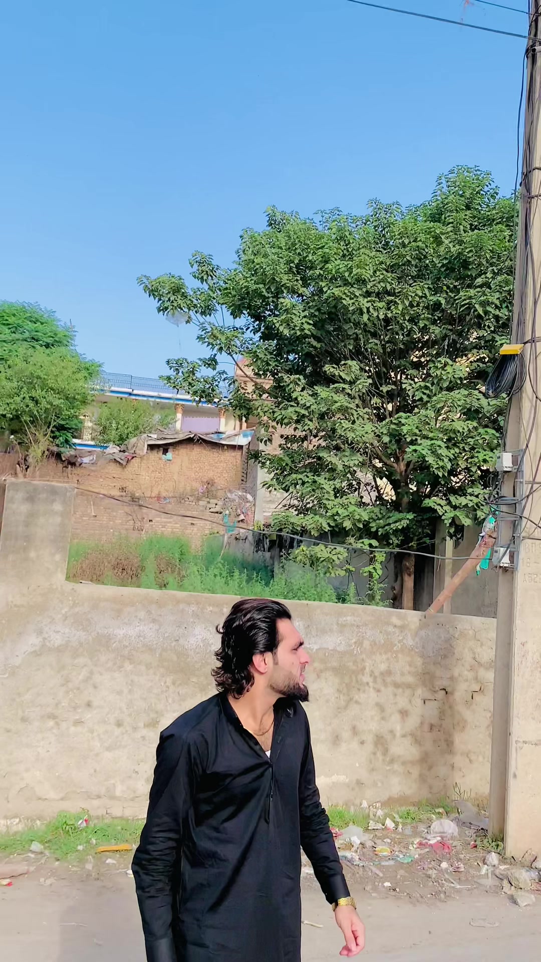 @Zubair pathan🤬