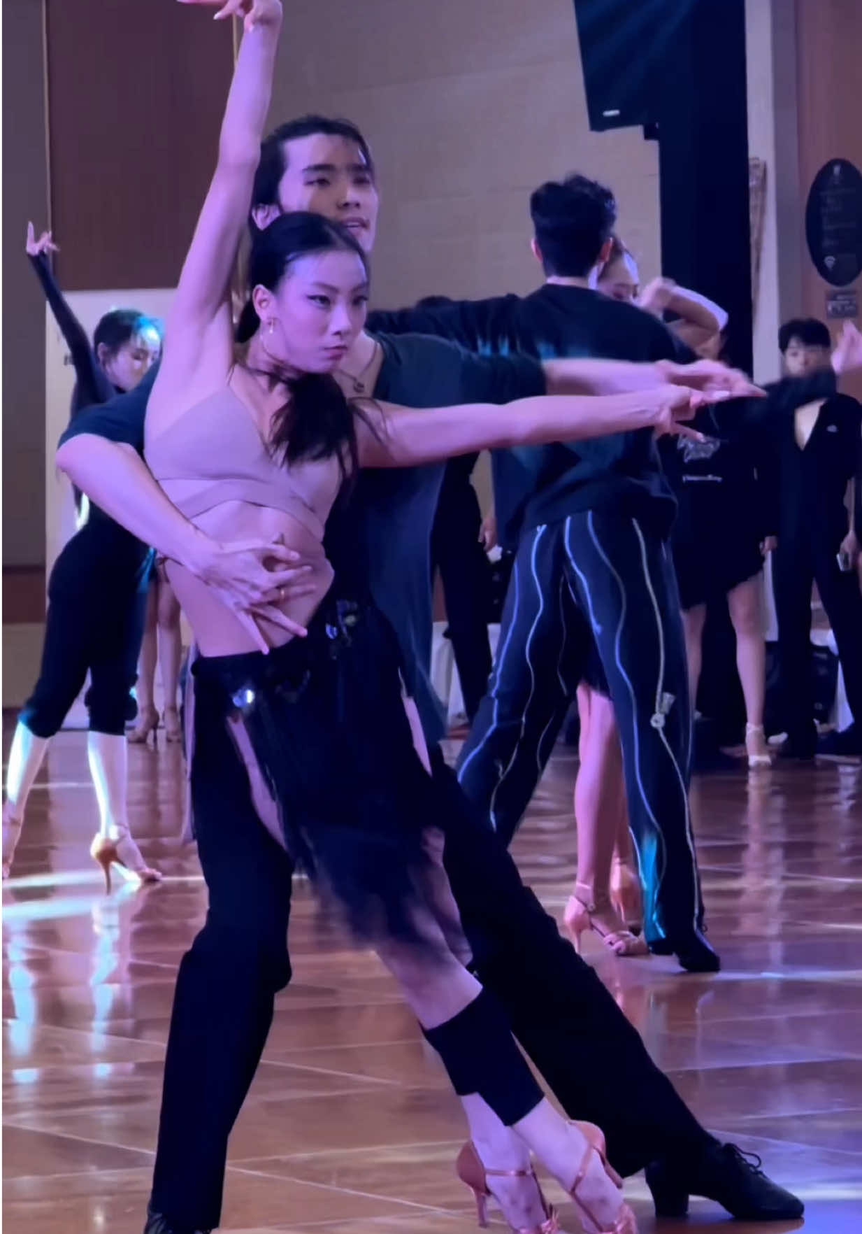 @ZYMdancestyle