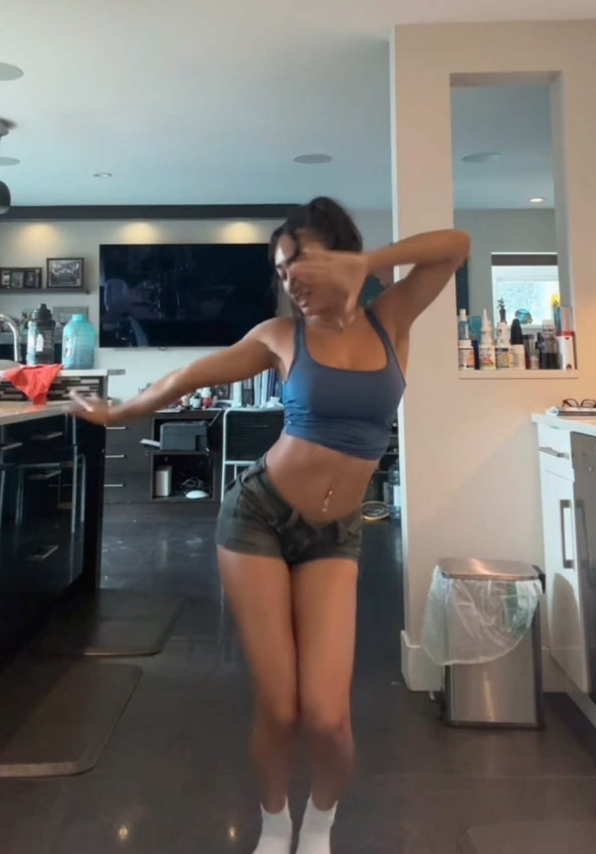 @ellalucas00