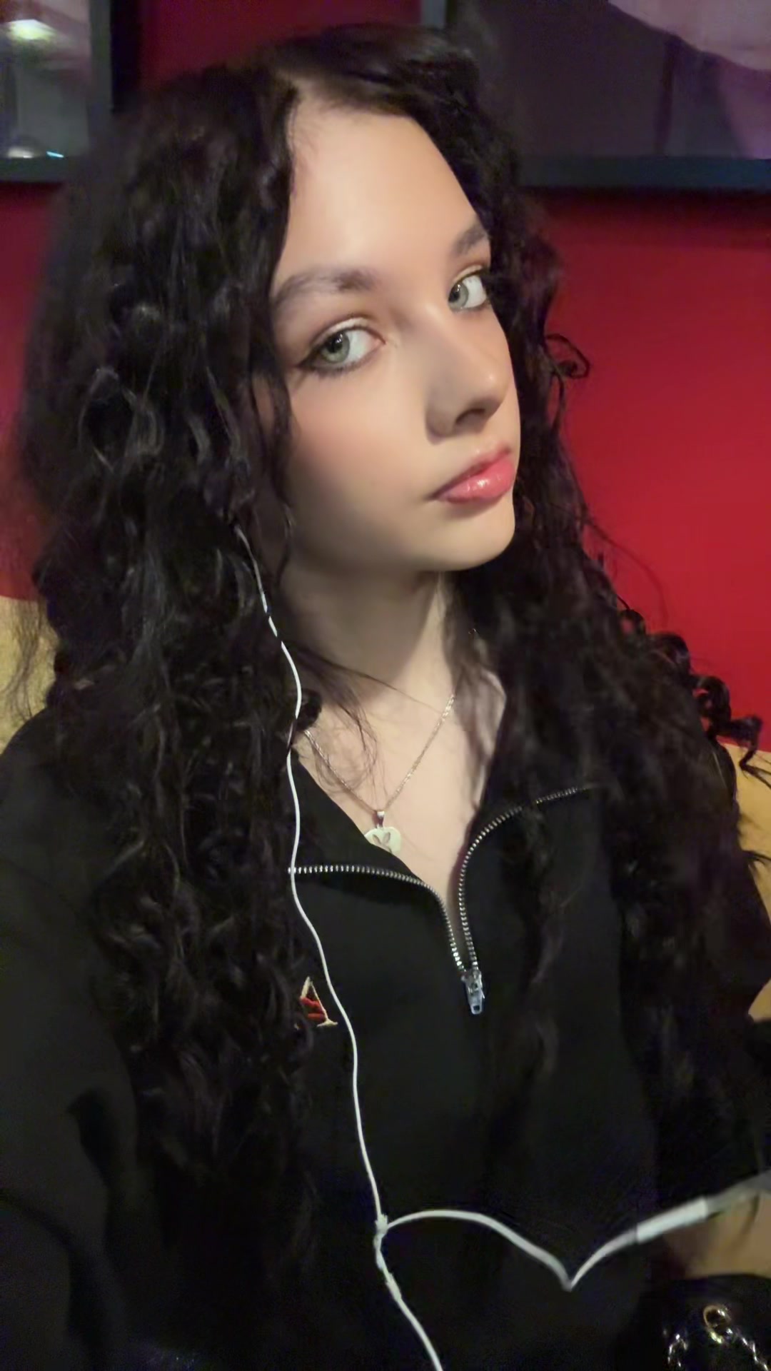 @DIVAMILLI🧿