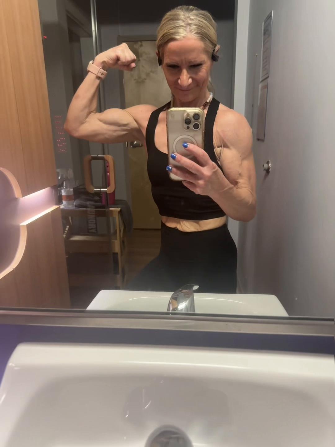 @FitLori52 gen ❌