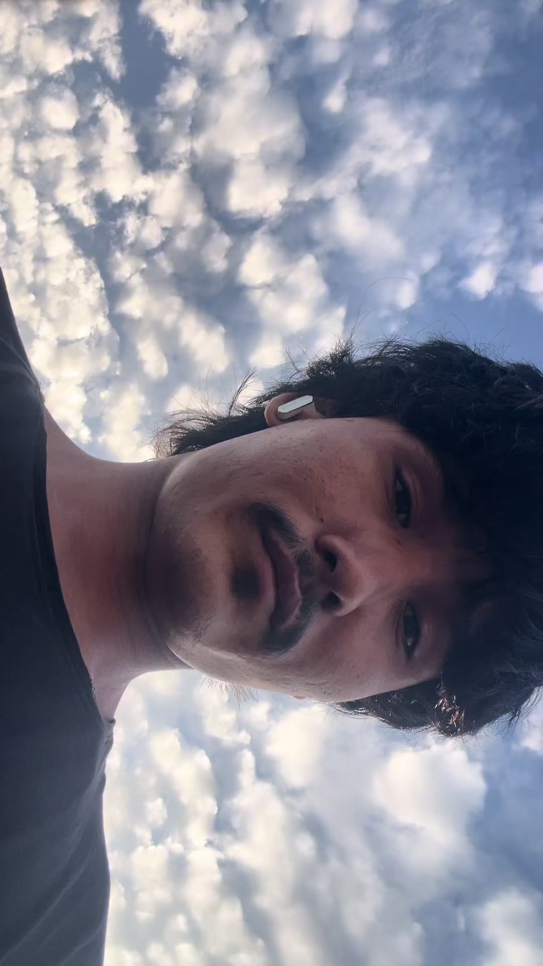 @️RoHiT 🧿💗