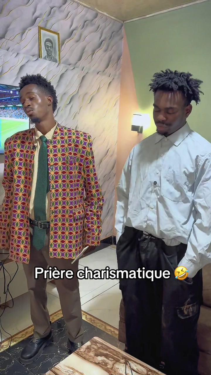 @𝕊𝕒𝕟𝕥𝕚𝕓𝕒𝕟𝕖𝕫🤡🇨🇩🇨🇩
