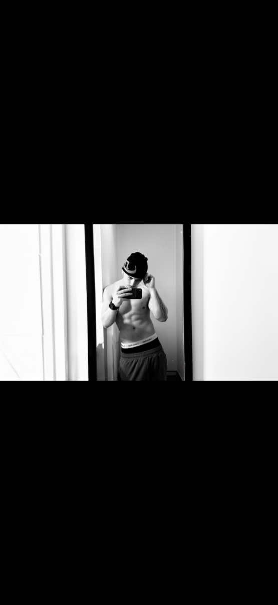 @adeltefaitunpetitreuf